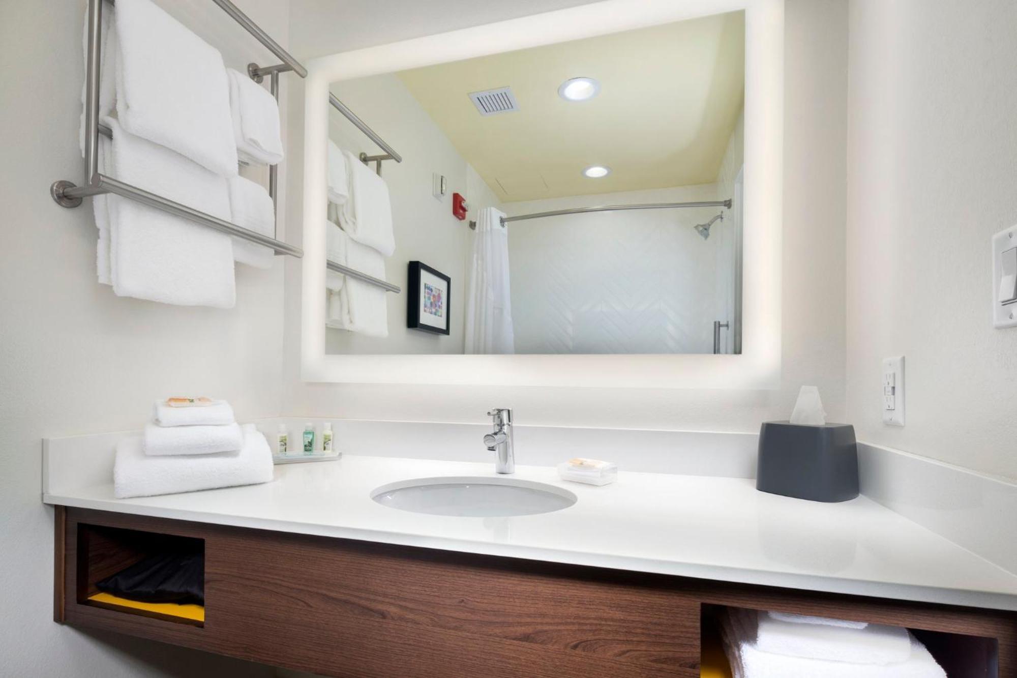 Holiday Inn & Suites Arden - Asheville Airport By Ihg Exteriér fotografie